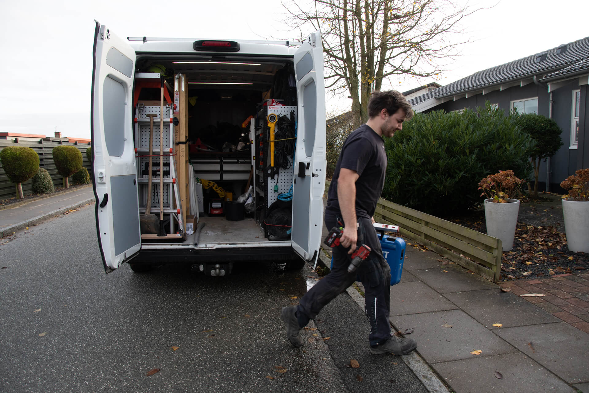 VVS'er på vej til en opgave